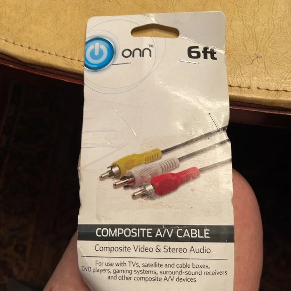 FLASH SALE!COMPOSITE A/V CABLE COLOR CODED 6 FOOT NWOT